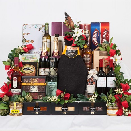L – 8 CAJA DE CARTÓN DECORADA CON MOTIVOS NAVIDEÑOS Y CAJA JAMONERA